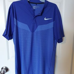 Nike golf shirt